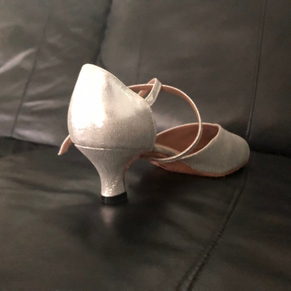 NEW Ballroom Latin Dance Shoes in Silver - Picture 2 of 14